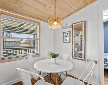 14103 Duncan Way - Photo Thumbnail 9