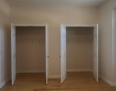 21 Grove - Photo Thumbnail 3