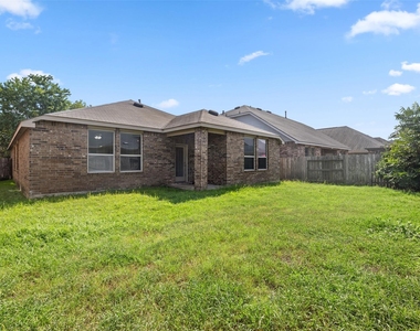 8410 Green Paseo Place - Photo Thumbnail 16