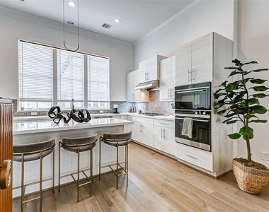 2722 Dolce Oaks Drive - Photo Thumbnail 34