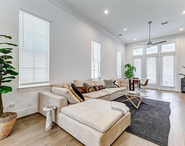 2722 Dolce Oaks Drive - Photo Thumbnail 26