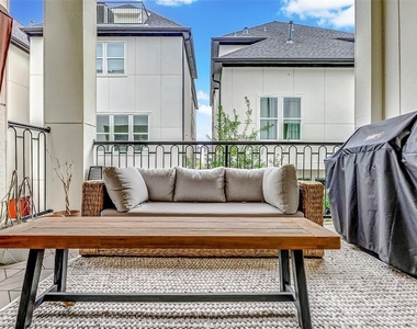 2722 Dolce Oaks Drive - Photo Thumbnail 22
