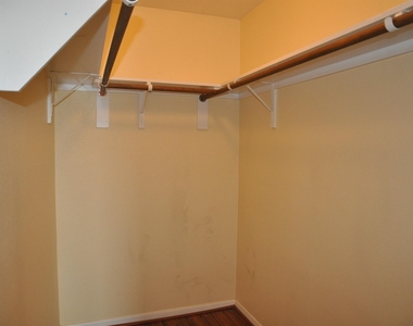 3754 Tanglewilde Street - Photo Thumbnail 16