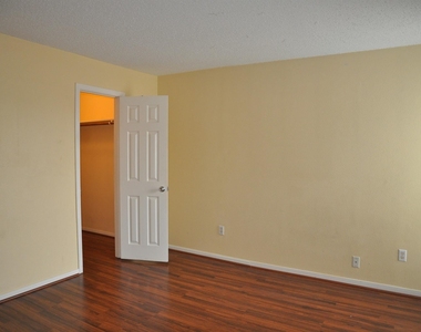 3754 Tanglewilde Street - Photo Thumbnail 12