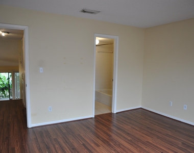 3754 Tanglewilde Street - Photo Thumbnail 20
