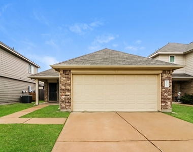 18942 Brescia Lane - Photo Thumbnail 10