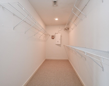 824 Robin Street - Photo Thumbnail 19