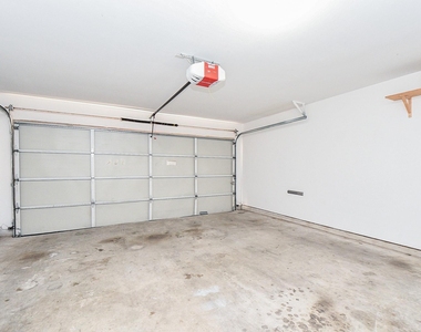 824 Robin Street - Photo Thumbnail 31