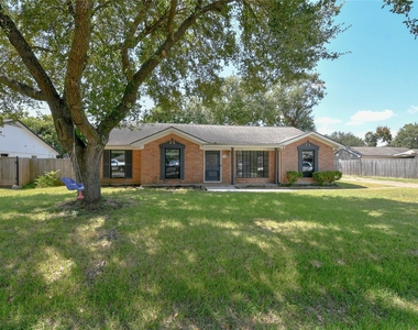 1126 Robert Street - Photo Thumbnail 19