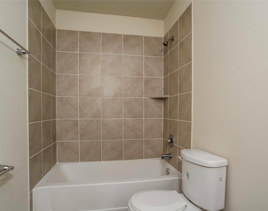 10118 Piave Drive - Photo Thumbnail 9