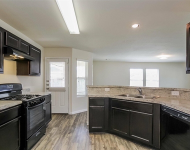 10118 Piave Drive - Photo Thumbnail 1