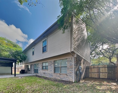 4012 Cedarwood Drive - Photo Thumbnail 18