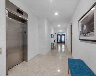 3600 Montrose Boulevard - Photo Thumbnail 10