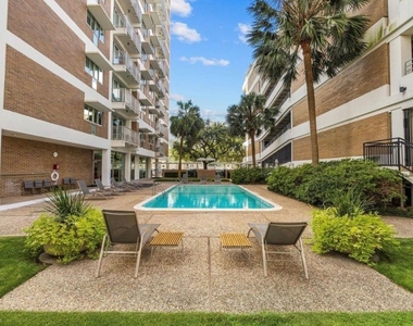 3600 Montrose Boulevard - Photo Thumbnail 12