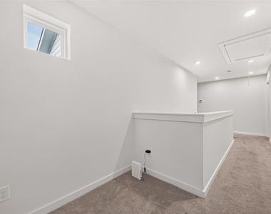 2714 Discovery Trails Court - Photo Thumbnail 38