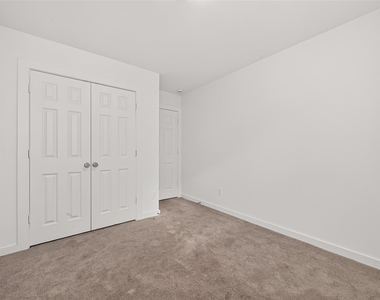 2714 Discovery Trails Court - Photo Thumbnail 29