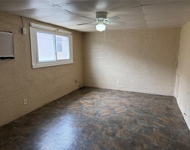 3417 Avenue O - Photo Thumbnail 13