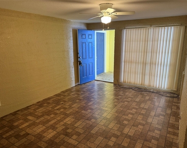 3417 Avenue O - Photo Thumbnail 9