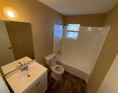 3417 Avenue O - Photo Thumbnail 20