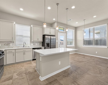 1523 Rustling Creek Drive - Photo Thumbnail 17