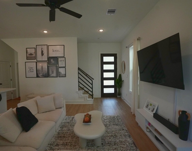 7006 Emma Lou Street - Photo Thumbnail 3
