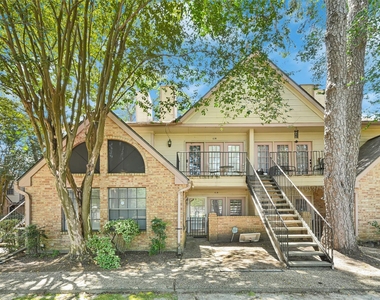 16800 Sugar Pine Drive - Photo Thumbnail 4