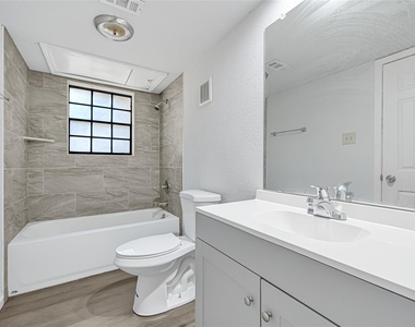 16800 Sugar Pine Drive - Photo Thumbnail 17