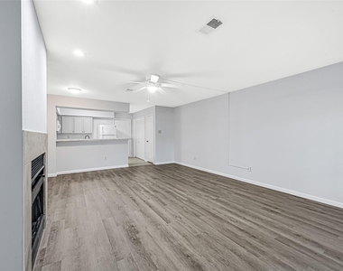 16800 Sugar Pine Drive - Photo Thumbnail 6