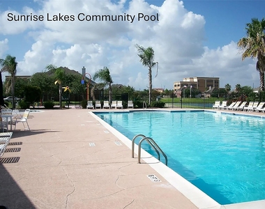 9406 Sunlake Drive - Photo Thumbnail 35