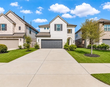 10514 Skyward Estate Trail - Photo Thumbnail 1
