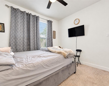 10514 Skyward Estate Trail - Photo Thumbnail 8