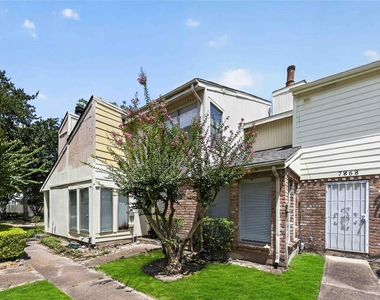 7866 Green Lawn Drive - Photo Thumbnail 1