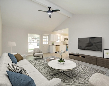 7902 La Roche Lane - Photo Thumbnail 1