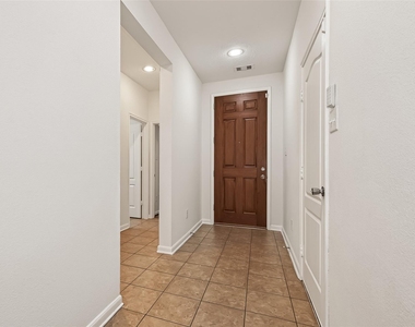 21015 Blackstone Villa Lane - Photo Thumbnail 4