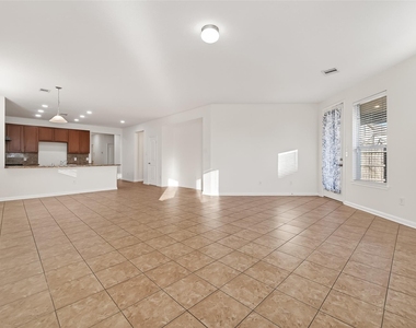 21015 Blackstone Villa Lane - Photo Thumbnail 10