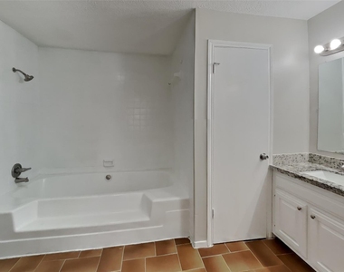 4474 W Cypress Villas Drive - Photo Thumbnail 10