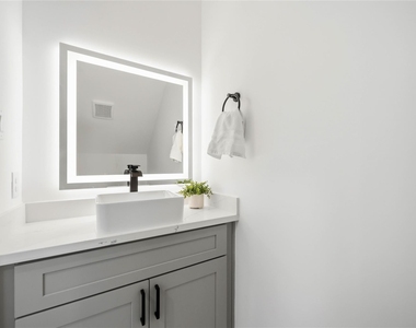 7946 Fields Street - Photo Thumbnail 11