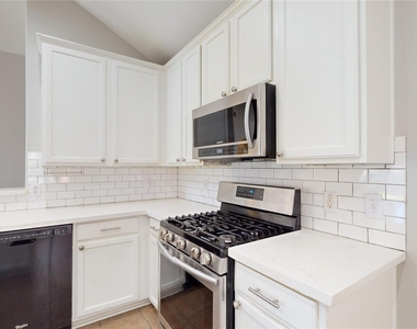 3046 Antler Way - Photo Thumbnail 6