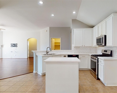 3046 Antler Way - Photo Thumbnail 5