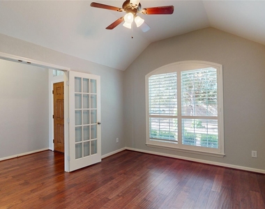 3046 Antler Way - Photo Thumbnail 3