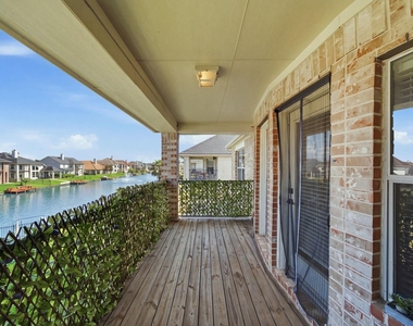14207 Hawkesbury Court - Photo Thumbnail 29