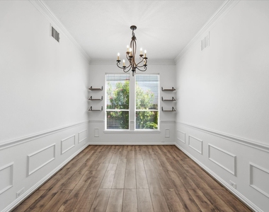 14207 Hawkesbury Court - Photo Thumbnail 13