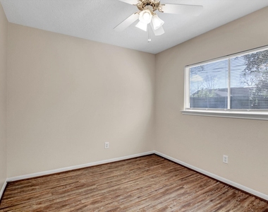 20235 Apache Gardens Lane - Photo Thumbnail 21