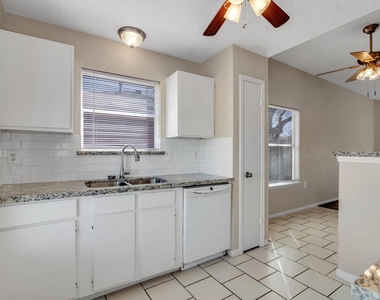20235 Apache Gardens Lane - Photo Thumbnail 10