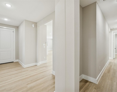 2602 Martinas Ct - Photo Thumbnail 7