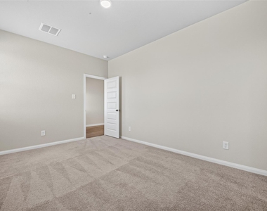 13758 Goldeye Drive - Photo Thumbnail 23