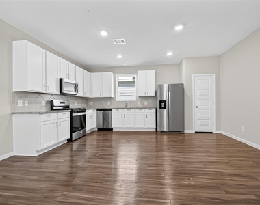 13758 Goldeye Drive - Photo Thumbnail 12