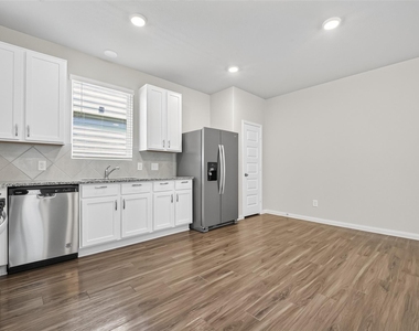 13758 Goldeye Drive - Photo Thumbnail 17