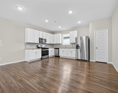 13758 Goldeye Drive - Photo Thumbnail 11