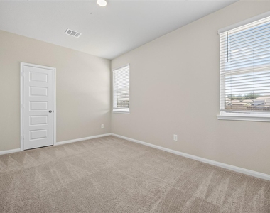 13758 Goldeye Drive - Photo Thumbnail 21
